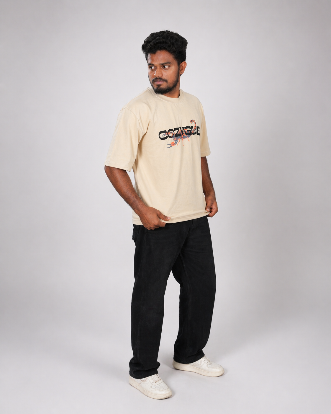 Scorpion Biege Oversized Tee